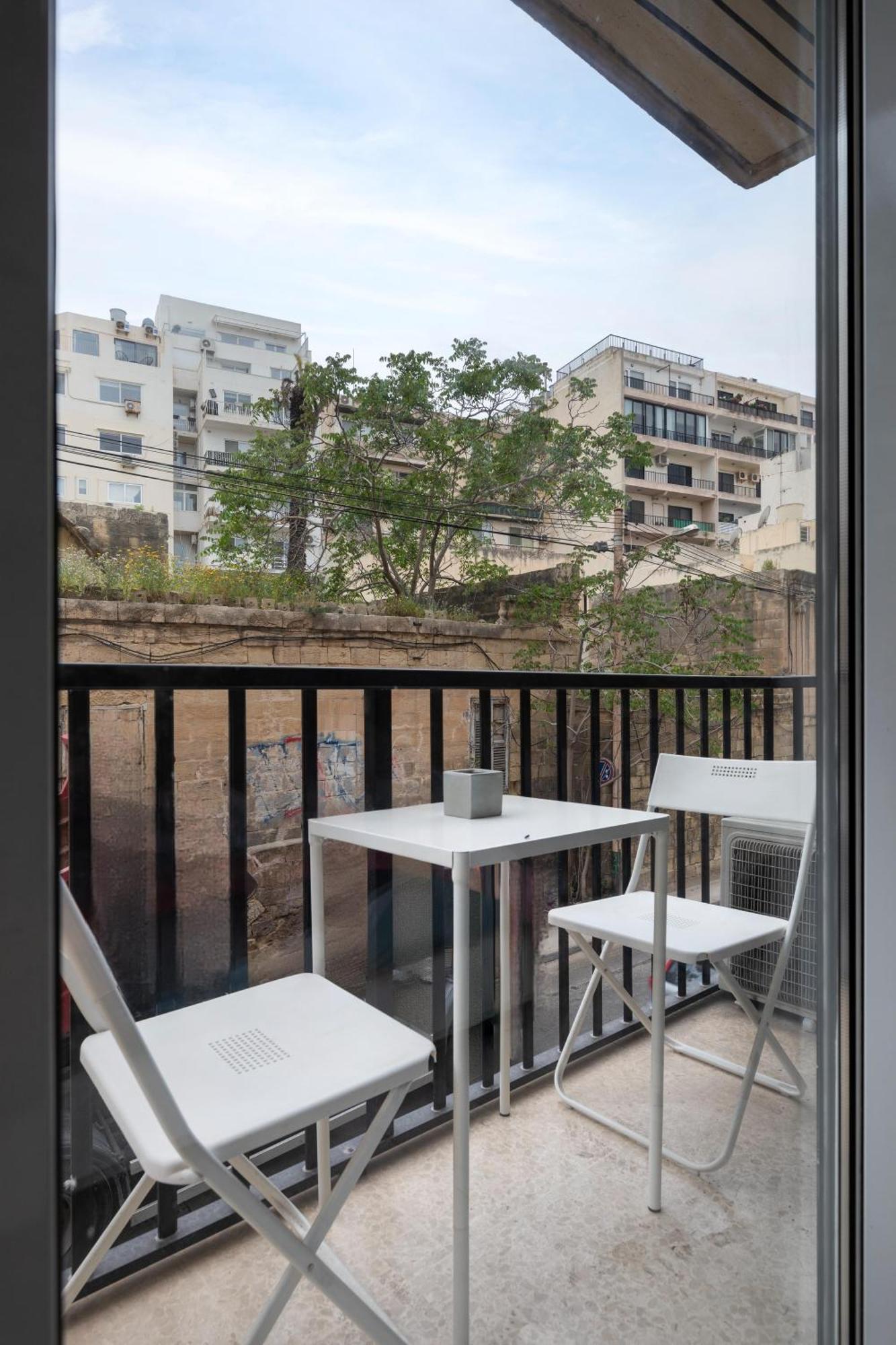 Modern 3 Bedroom & 3 Bathroom Apartment - Near Balluta Bay San Julián Exterior foto
